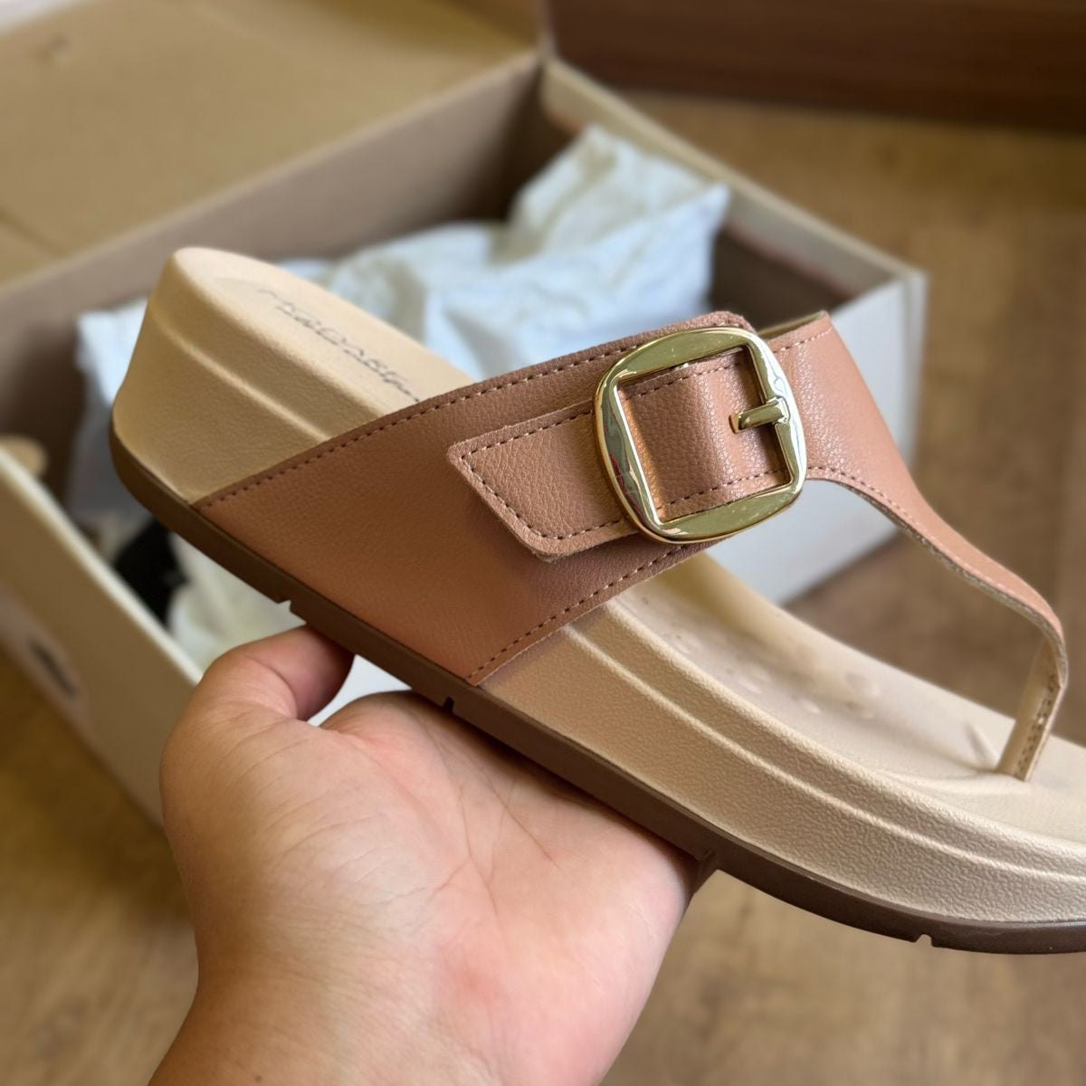 Sandália Modare Fivela Dourado 7016.101 - Imagem 6